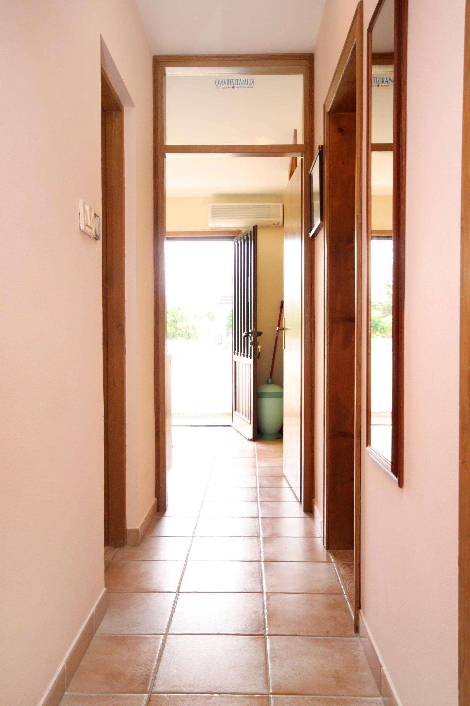 Two bedroom apartment with terrace and sea view Košljun, Pag  A-a