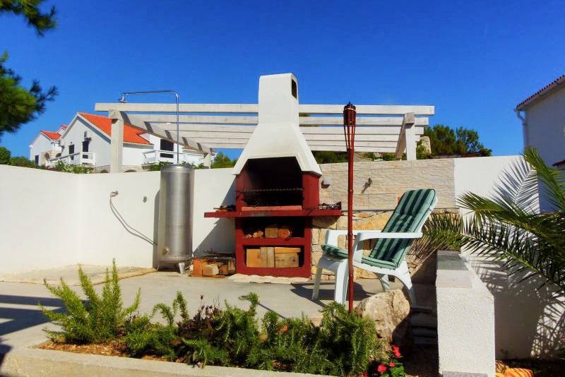 Two bedroom apartment with terrace and sea view Košljun, Pag  A-a