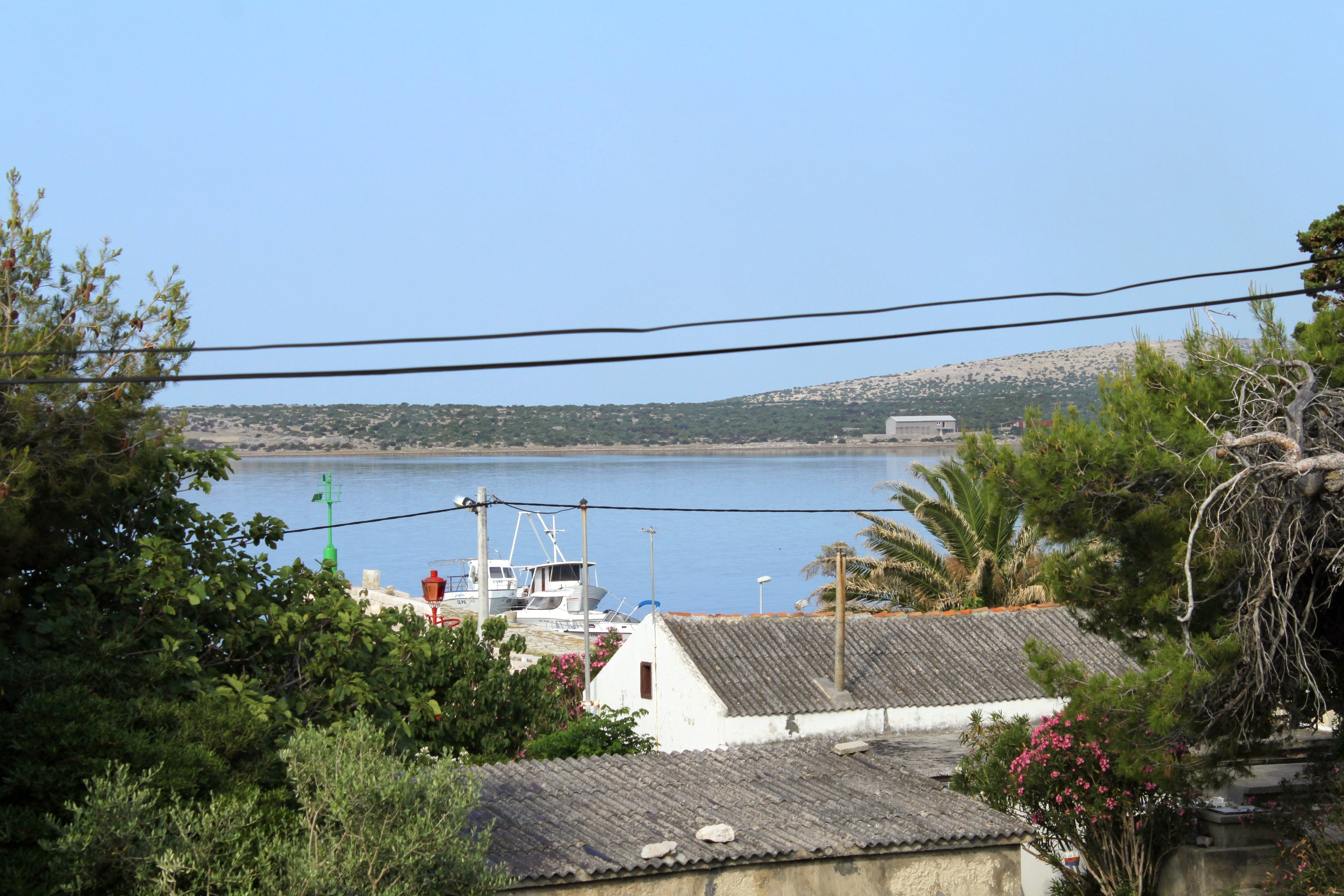One bedroom apartment with terrace and sea view Košljun, Pag  A-b