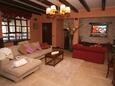 Living room 1 Prhati, Living room 1 in the house, dopusteni kucni ljubimci i WIFI.