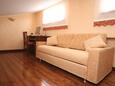 Living room 2 Prhati, Living room 2 in the house, dopusteni kucni ljubimci i WIFI.