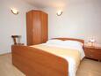 Kraj, Bedroom 2 in the apartment, (pet friendly) and WiFi.