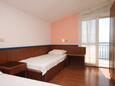 Hálószoba Drašnice, Hálószoba szállásegység típusa studio-apartment, légkondicionálás elérhető és WiFi .