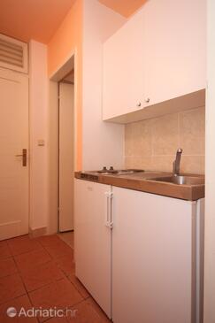 Kitchen Drašnice, Kitchen in the studio-apartment, WIFI.