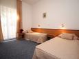 Bedroom Starigrad, Bedroom in the room, air condition available and WiFi.