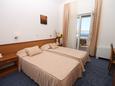 Bedroom Starigrad, Bedroom in the room, air condition available and WiFi.