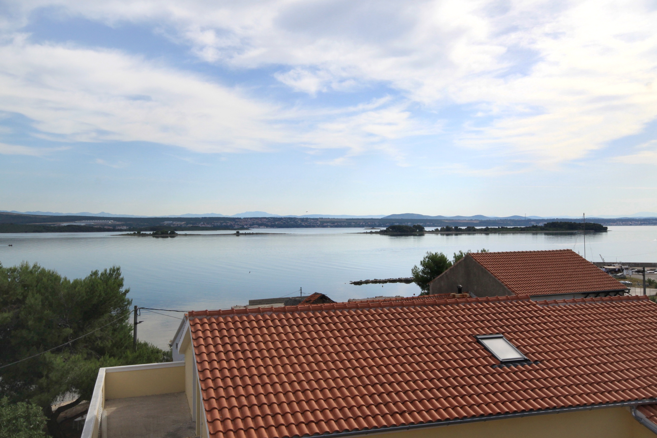 Four bedroom apartment near beach Kraj, Pašman  A-f