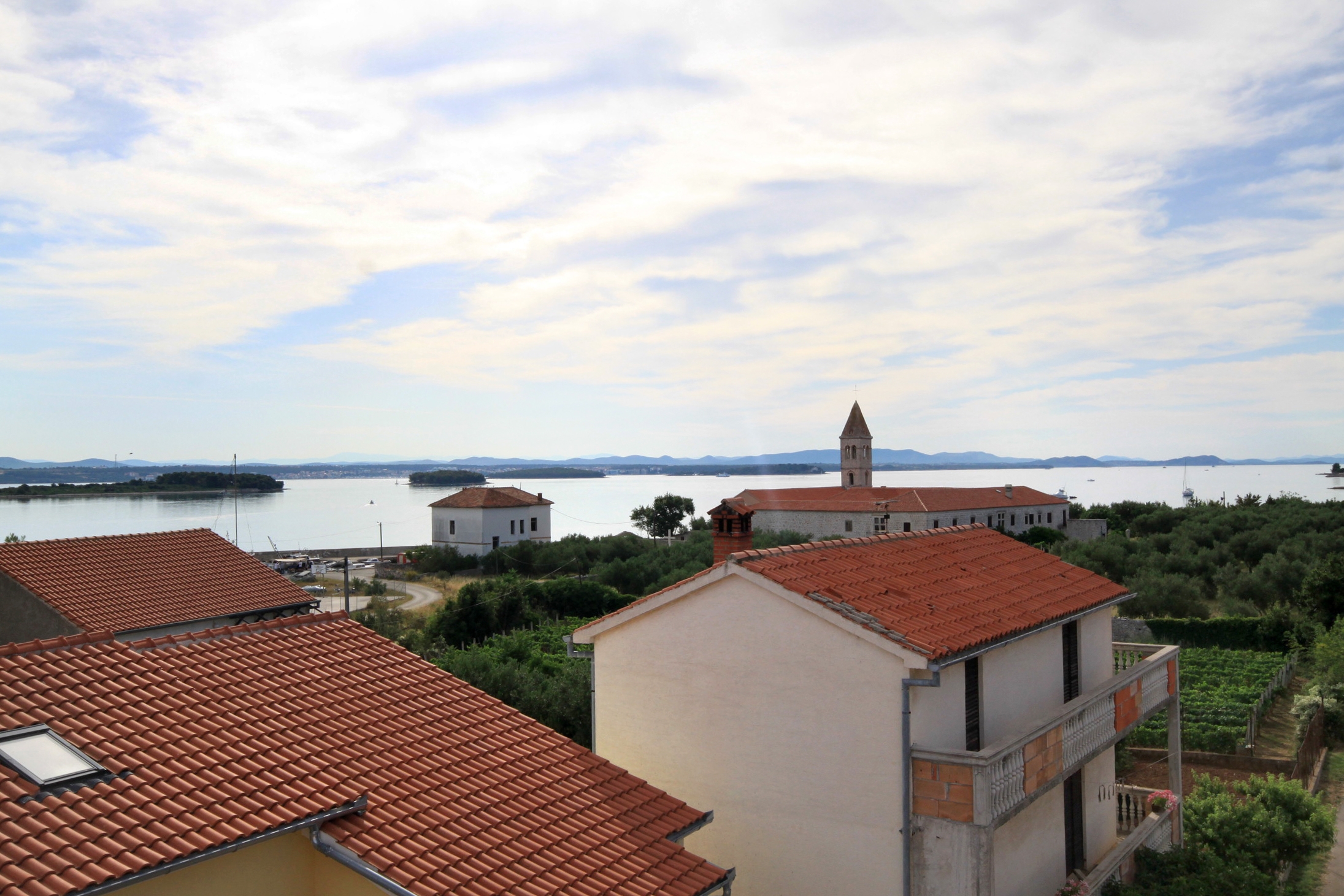 Four bedroom apartment near beach Kraj, Pašman  A-f