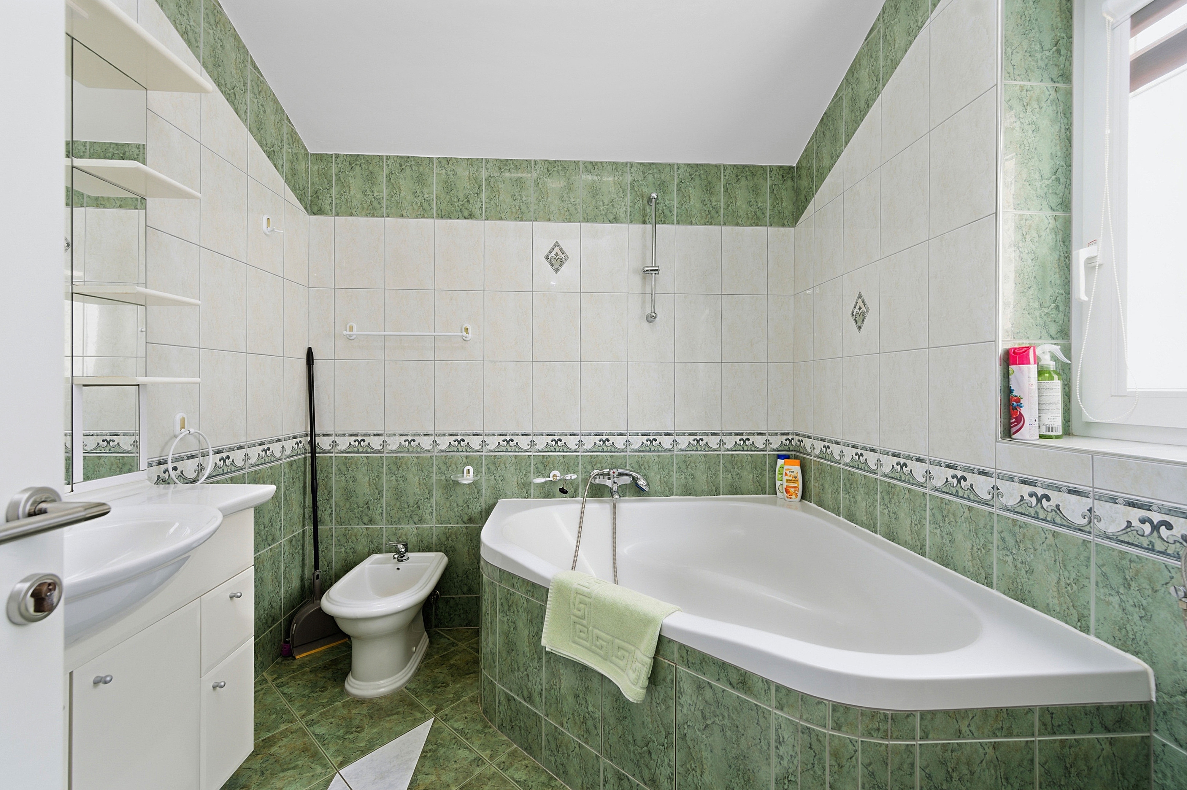 Four bedroom apartment near beach Kraj, Pašman  A-f