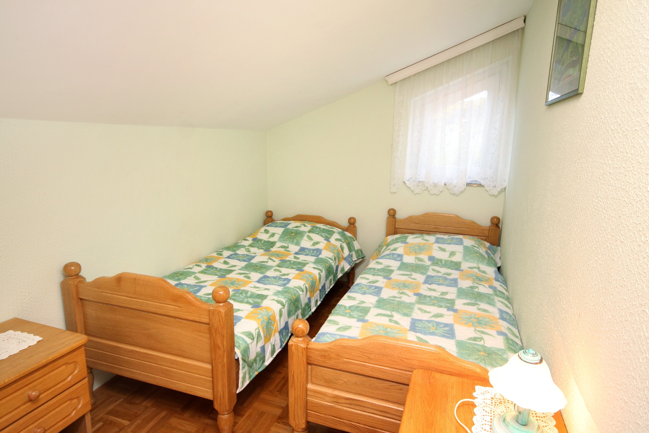 Four bedroom apartment near beach Kraj, Pašman  A-f