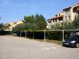 Parking lot Novigrad, Novigrad, Parking lot 3352 - Rooms with pebble beach.