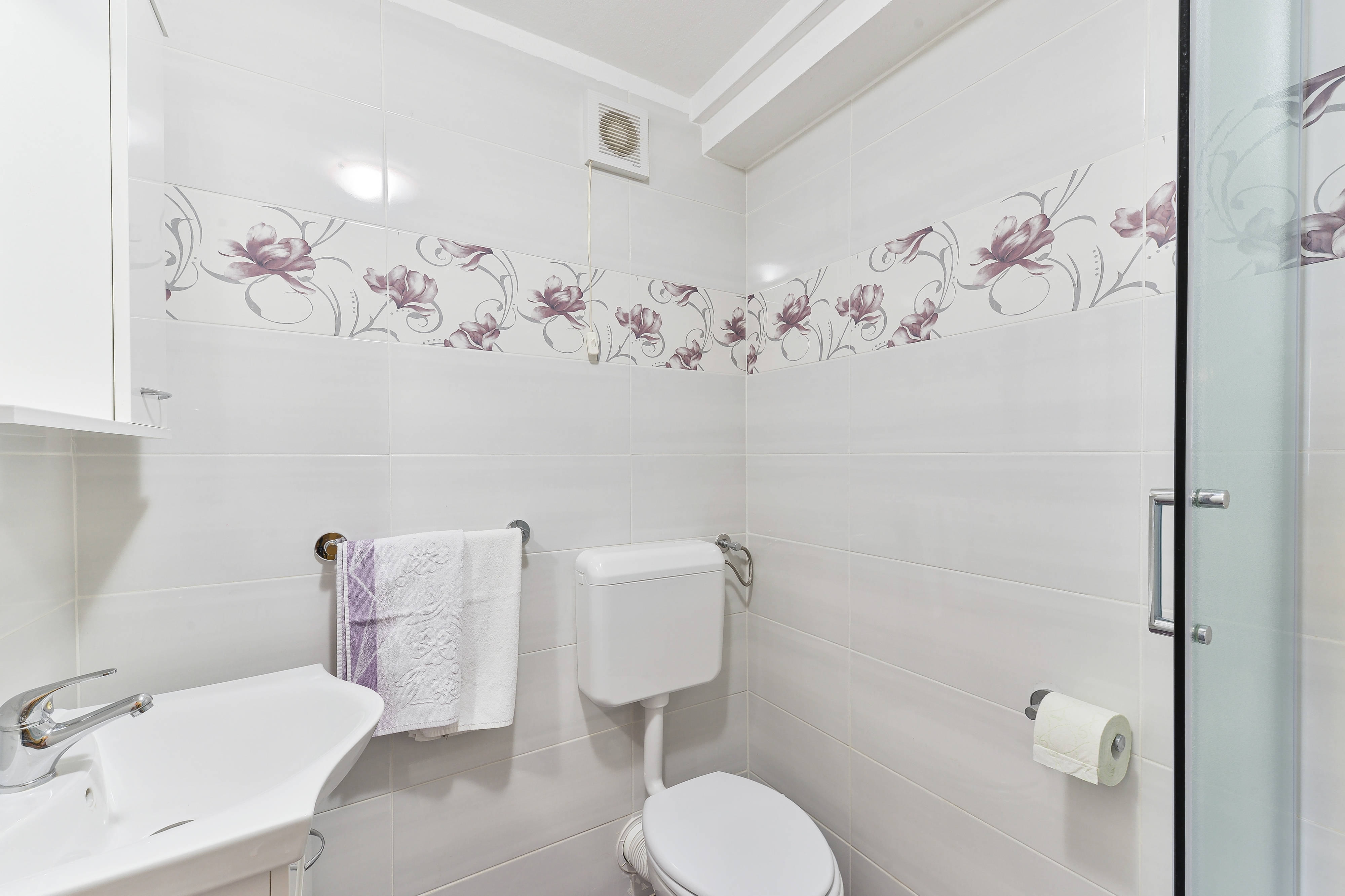 Two bedroom apartment near beach Tkon, Pašman  A-a
