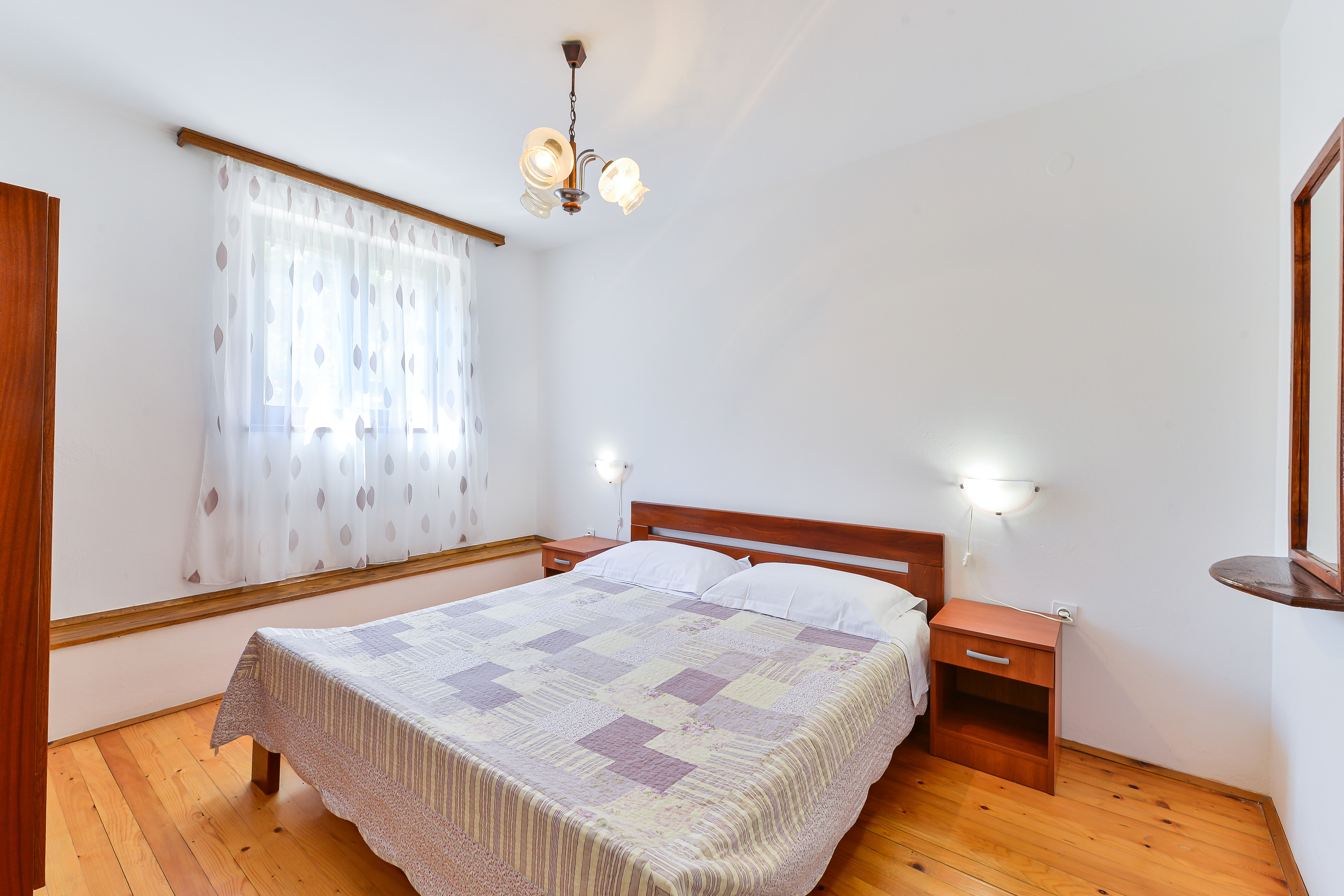 Two bedroom apartment near beach Tkon, Pašman  A-a