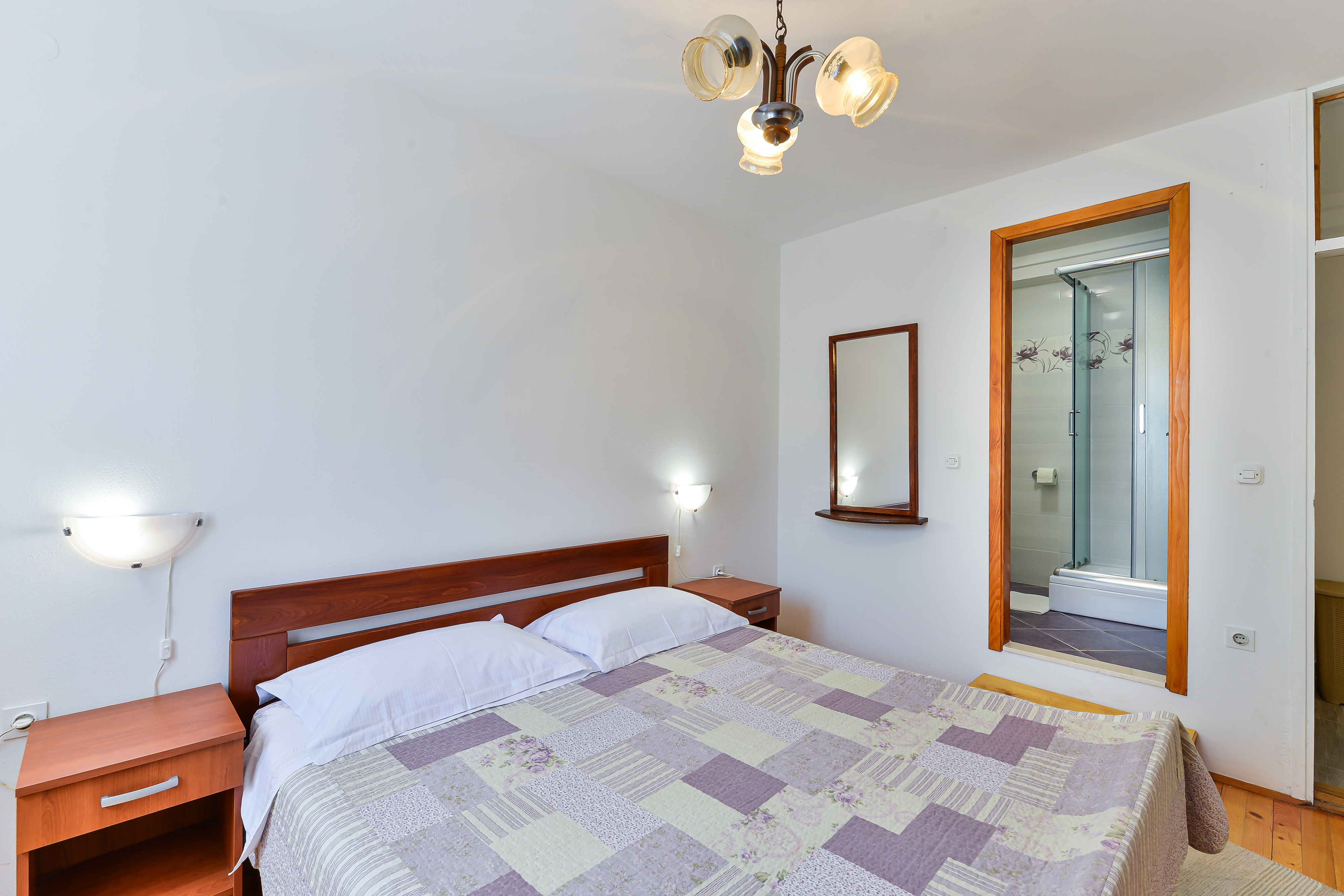 Two bedroom apartment near beach Tkon, Pašman  A-a