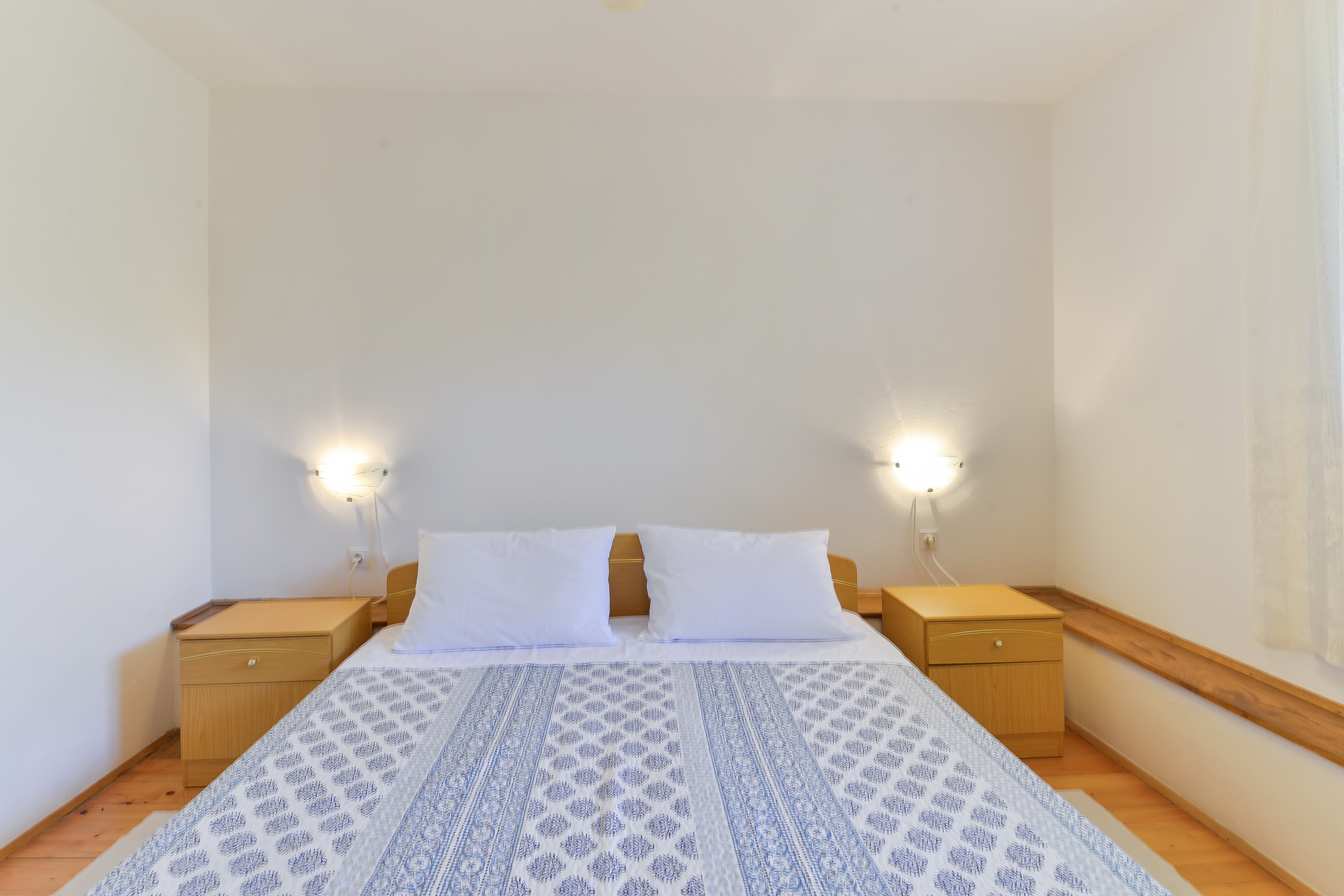 Two bedroom apartment near beach Tkon, Pašman  A-a
