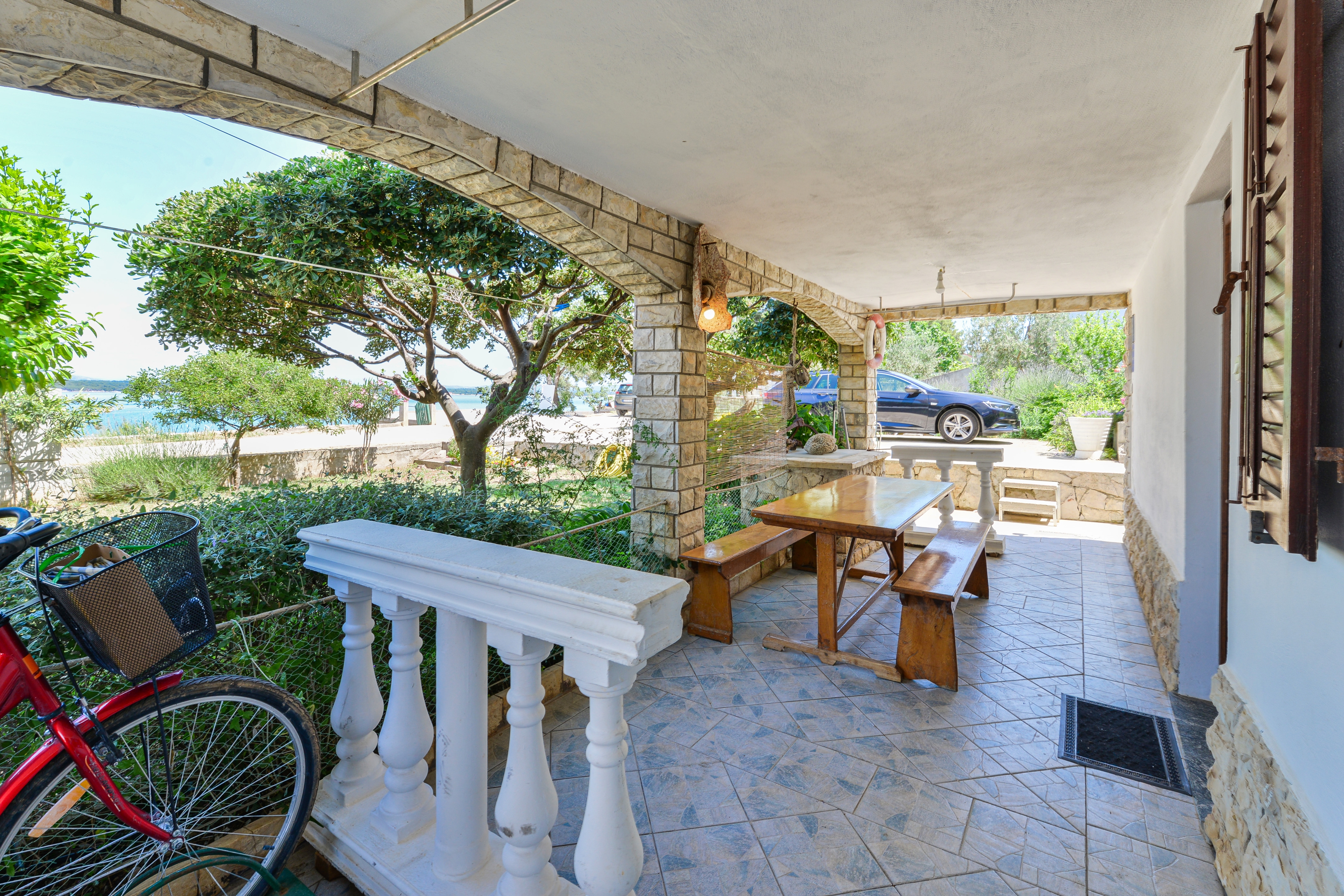 Two bedroom apartment near beach Tkon, Pašman (A-336-a)