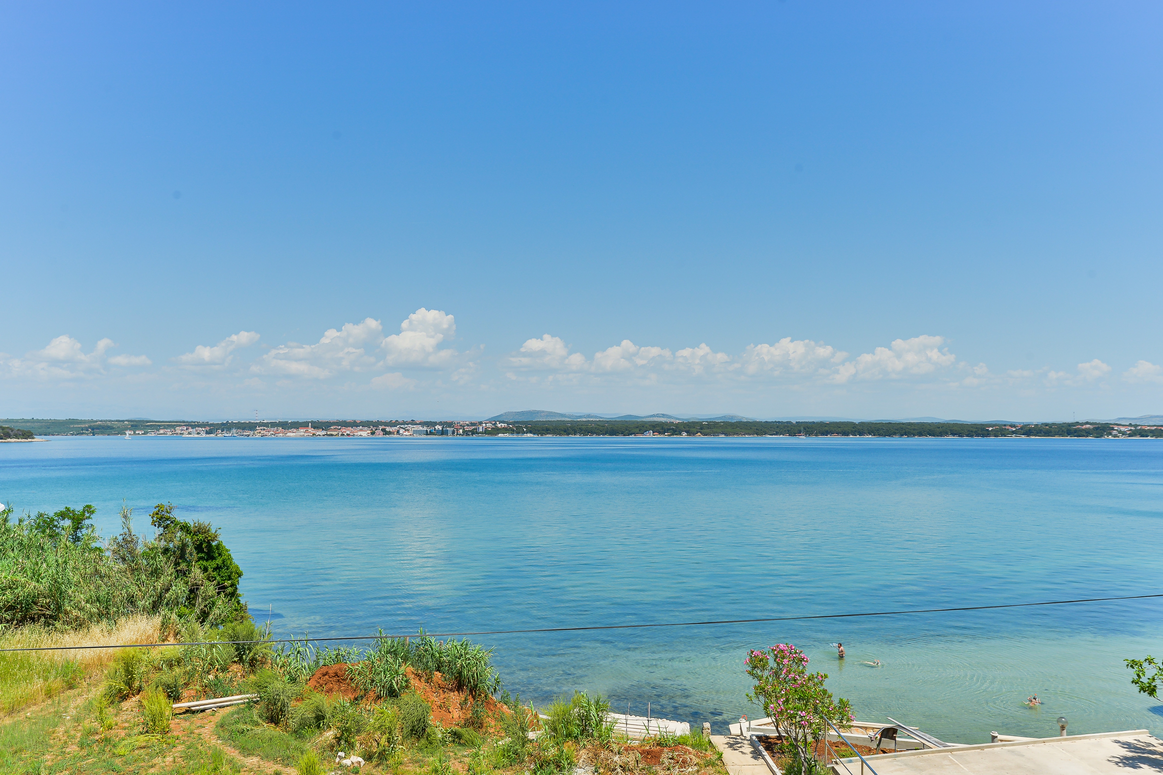 One bedroom apartment near beach Tkon, Pašman  A-b
