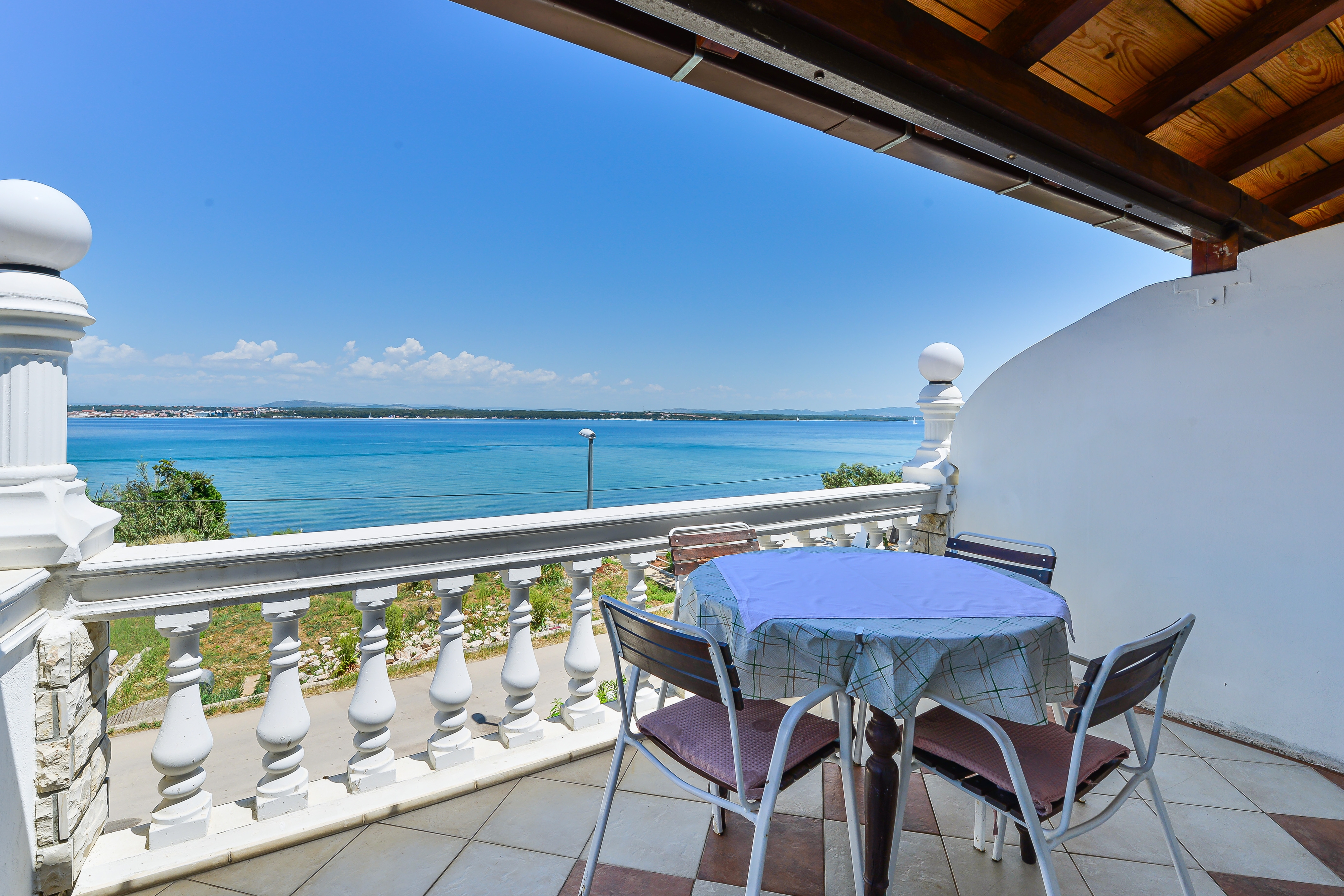 Two bedroom apartment near beach Tkon, Pašman (A-336-c) Two bedroom apartment near beach Tkon, Pašman (A-336-c)
