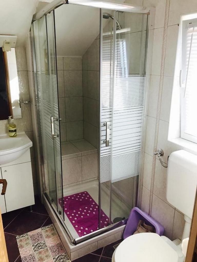 One bedroom apartment near beach Tkon, Pašman  A-d