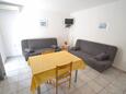 Dining room Novigrad, Dining room in the apartment, dostupna klima, dopusteni kucni ljubimci i WIFI.
