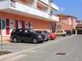 Parking lot Umag, Umag, Parking lot 3367 - Apartments with sandy beach.