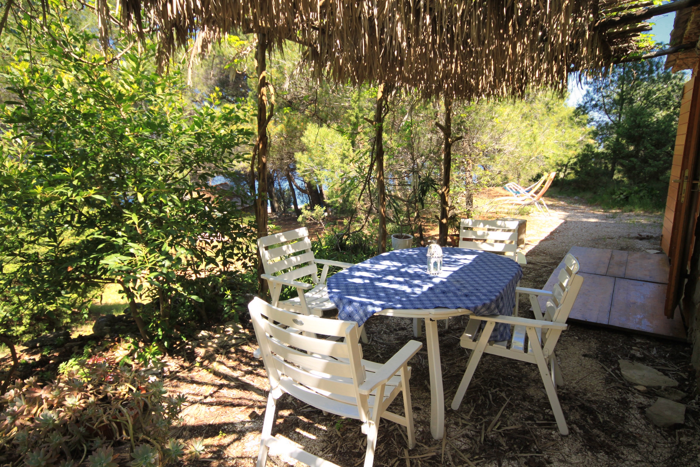 One bedroom house near beach Cove Grebišće, Hvar  K
