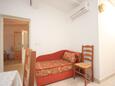 Dining room 1 Rovinj, Dining room 1 in the apartment, air condition available, (pet friendly) and WiFi.