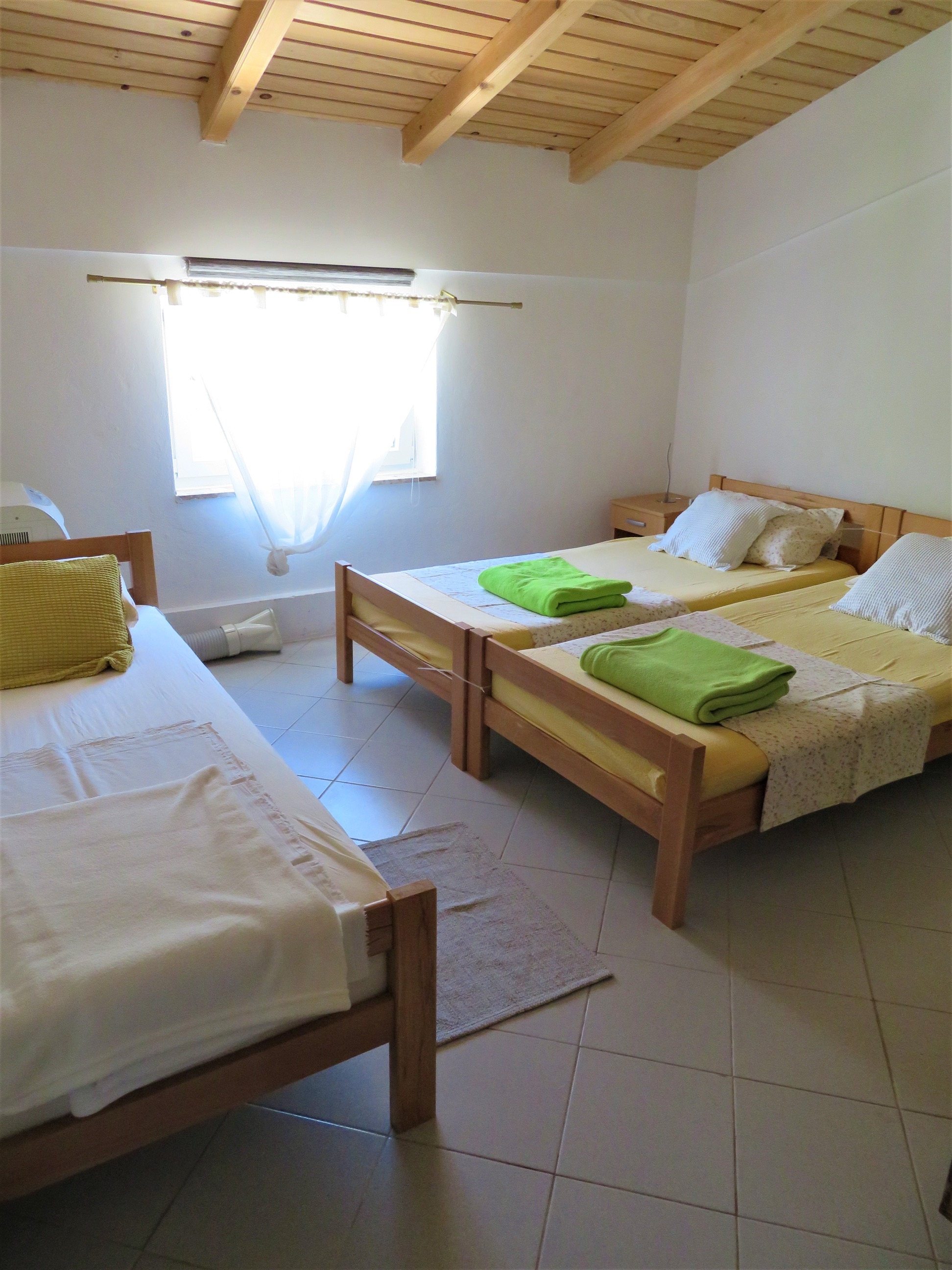 Comfortable and spacious house near beach Ždrelac, Pašman  K