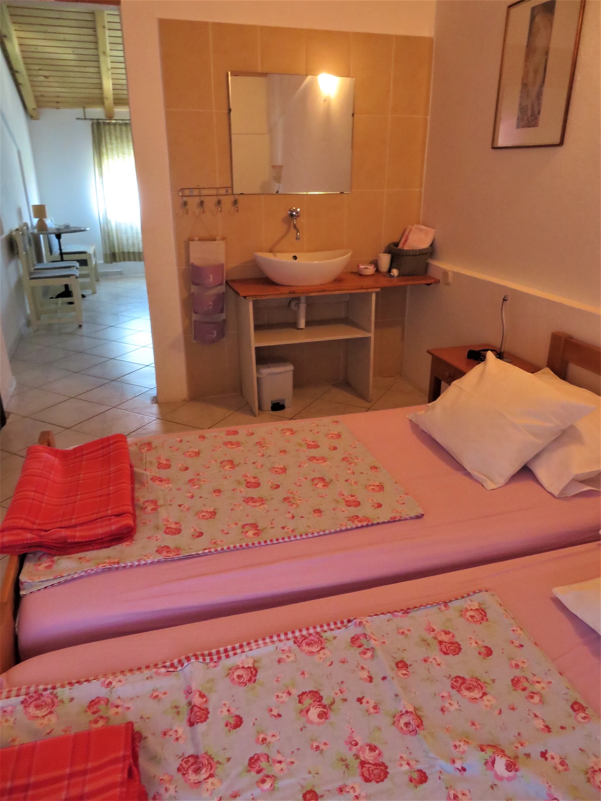 Comfortable and spacious house near beach Ždrelac, Pašman  K