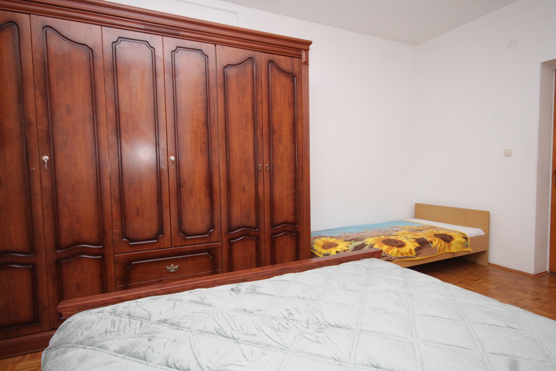Three bedroom apartment with terrace and sea view Tkon, Pašman  A-a