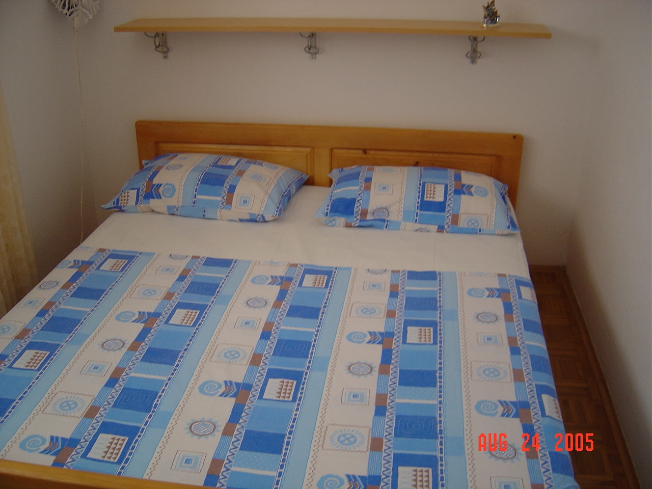 Three bedroom apartment with terrace and sea view Tkon, Pašman  A-a