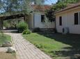 Courtyard Ubli, Lastovo, Courtyard 3423 - Rooms in Croatia.