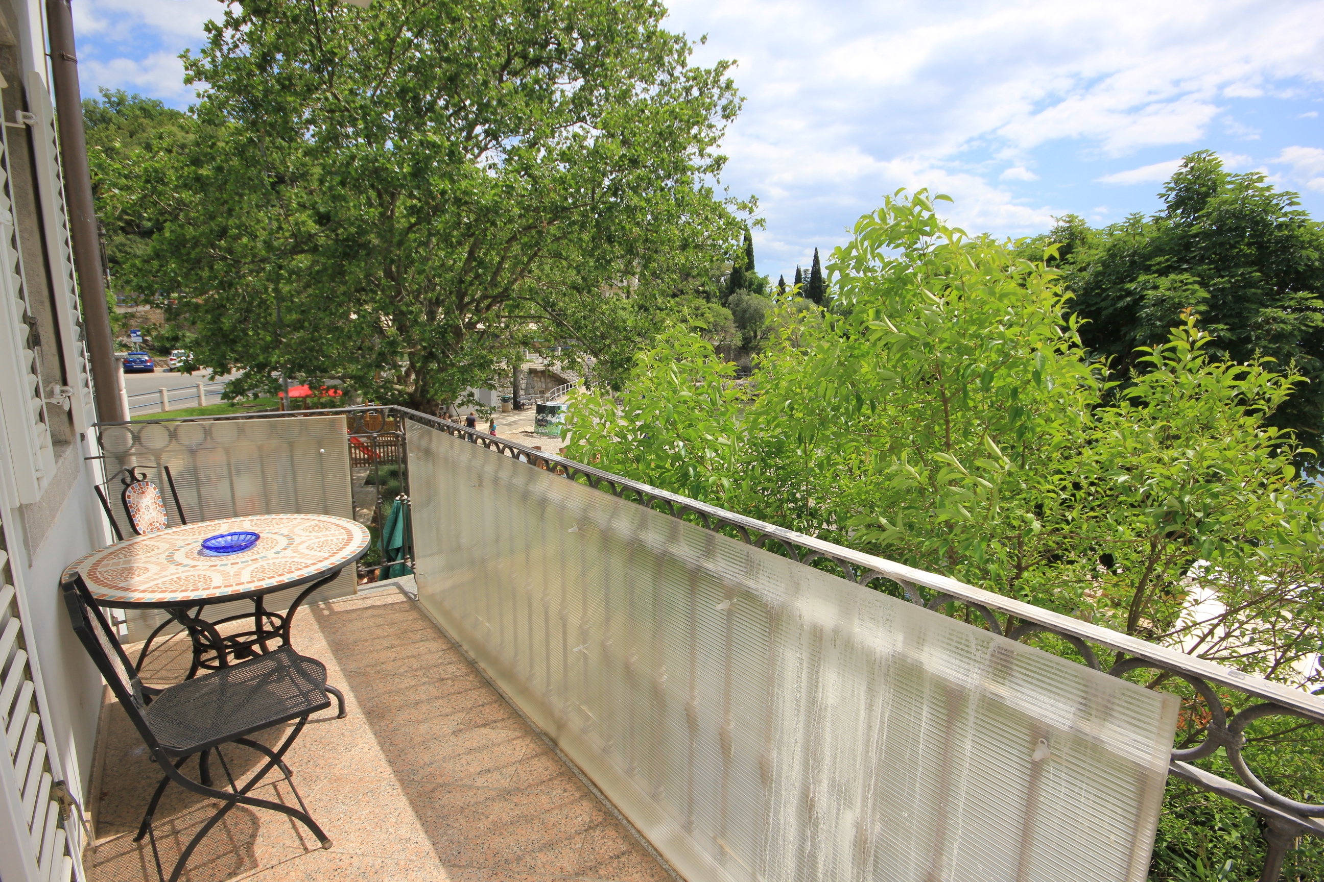 One bedroom apartment near beach Ika, Opatija  A-a