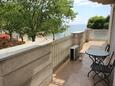 Ika, Terrasse dans l’hébergement en type apartment, avec la vue sur la mer et WiFi.