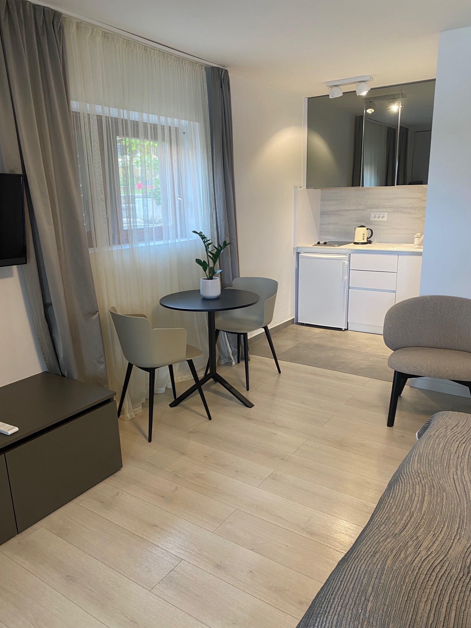 Studio flat with terrace and sea view Mali Lošinj, Lošinj (AS-3444-a)