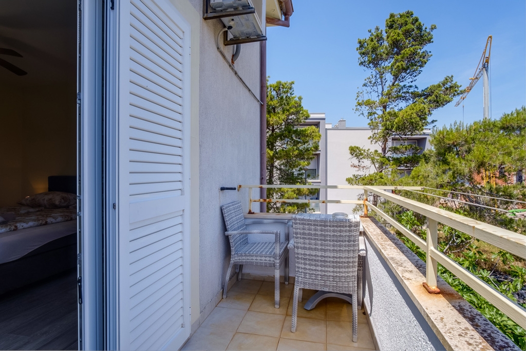 Chambre avec le balcon et la vue sur le mer Mali Losinj, Losinj (S-3445-g)
