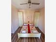 Bedroom Mali Lošinj, Bedroom in the room, air condition available and WiFi.