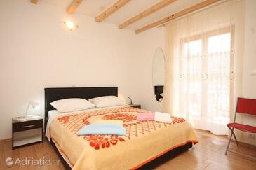 Bedroom Cres, Bedroom in the room, dopusteni kucni ljubimci i WIFI.