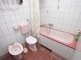 Bathroom Kali, Bathroom in the apartment, (pet friendly) and WiFi.