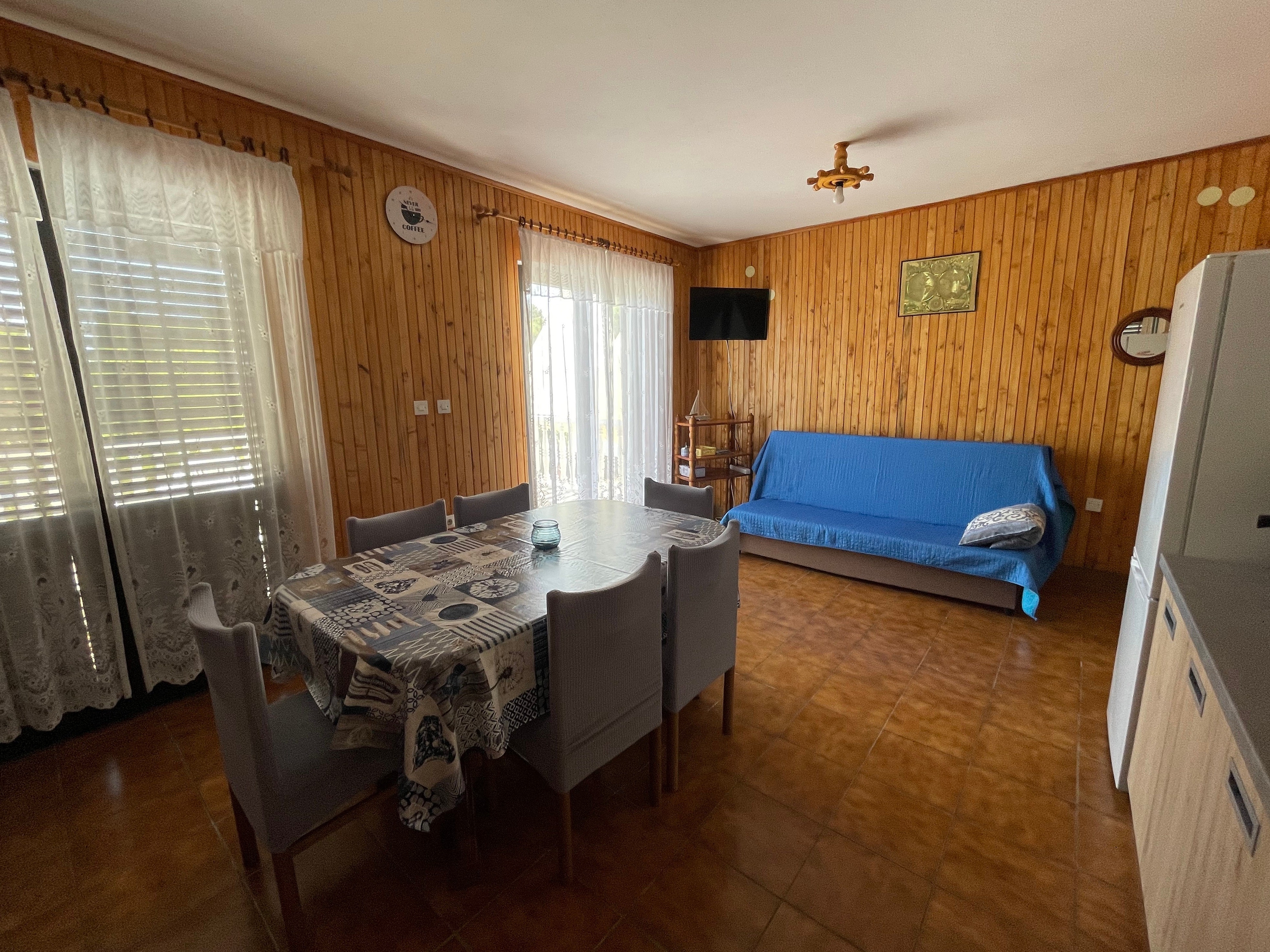 Top Ugljan Kali Top Ugljan Kali