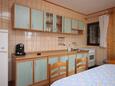 Kitchen Kali, Kitchen in the apartment, (pet friendly) and WiFi.