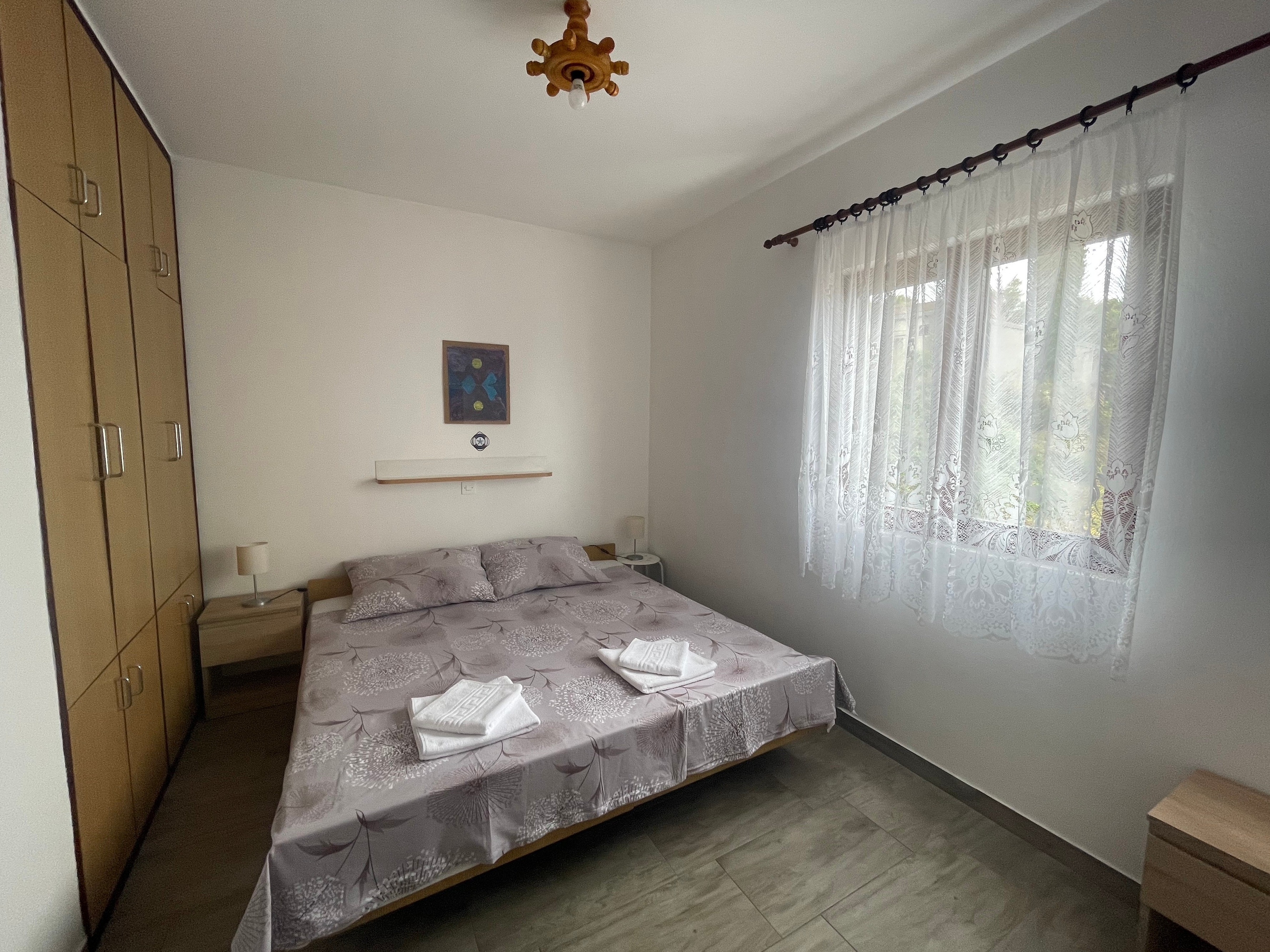 Two bedroom apartment near beach Kali, Ugljan (A-345-b) Two bedroom apartment near beach Kali, Ugljan (A-345-b)