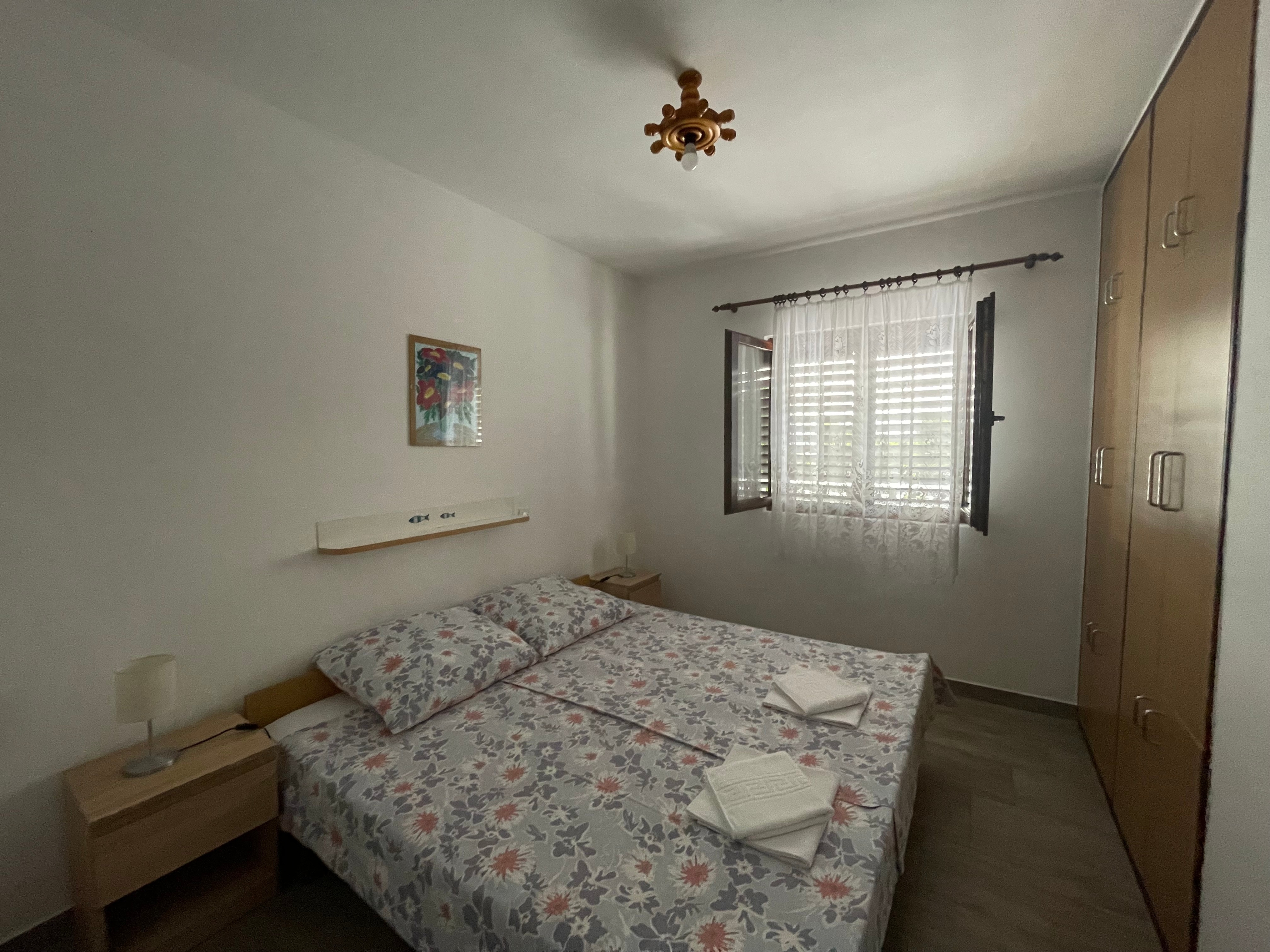 Two bedroom apartment near beach Kali, Ugljan (A-345-c)
