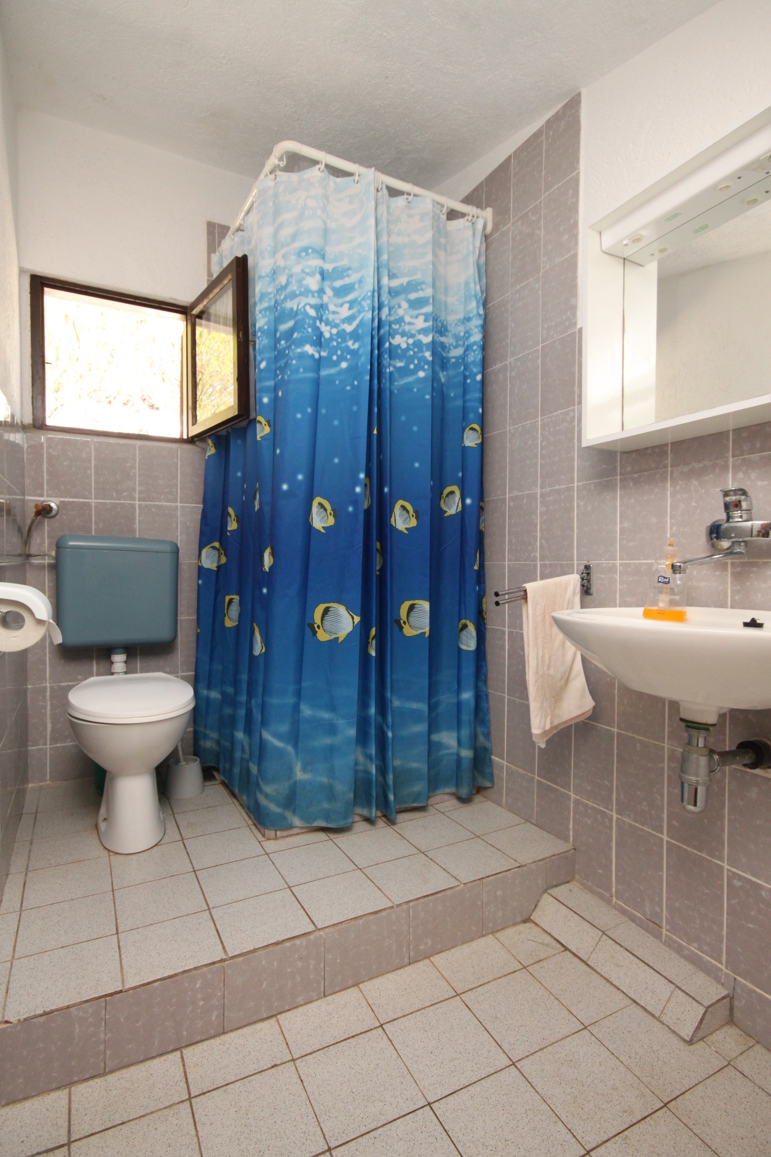 Three bedroom apartment near beach Lavdara, Dugi otok  A-a