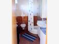 Bathroom Kraj, Bathroom in the apartment, (pet friendly) and WiFi.