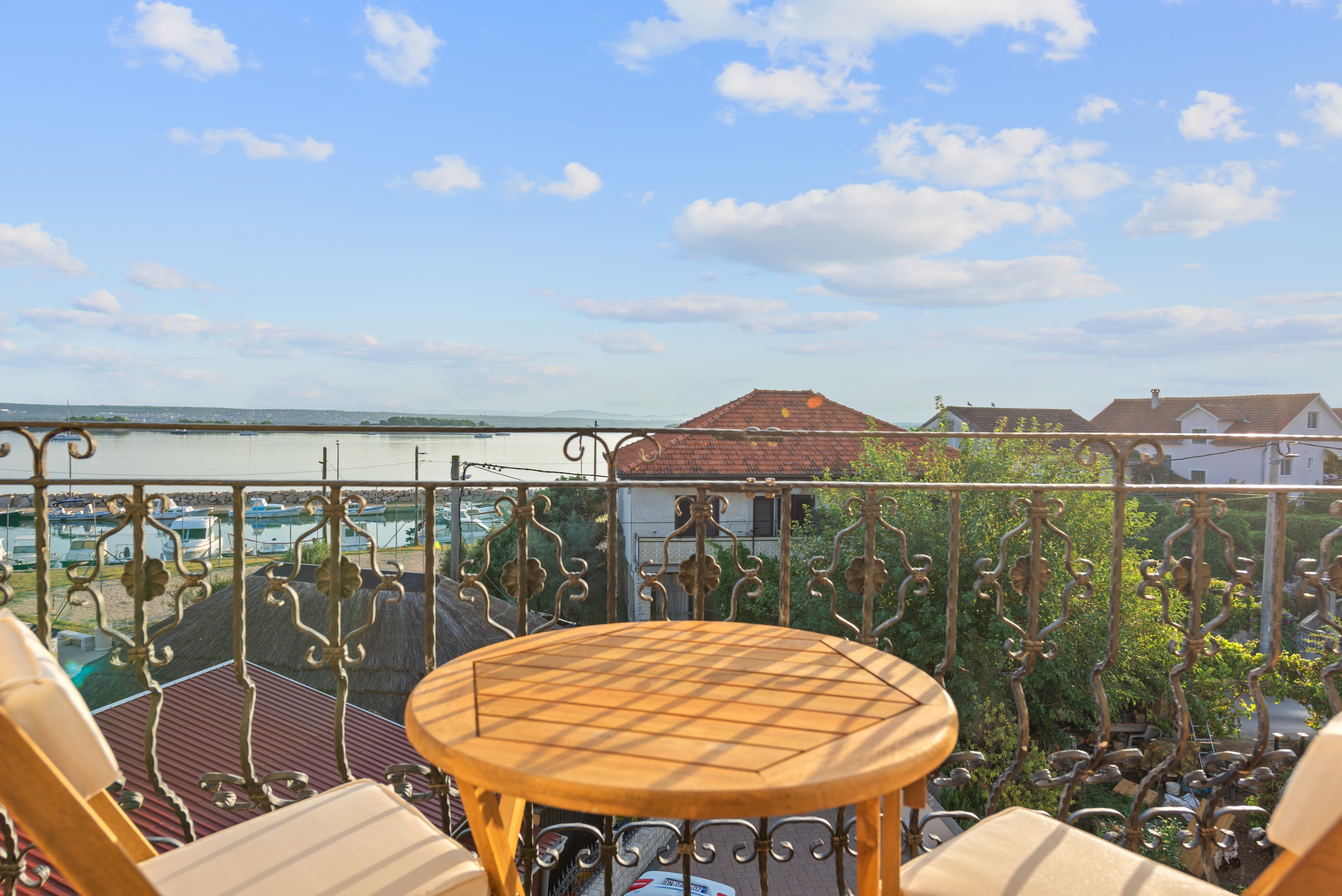 Two bedroom apartment near beach Kraj, Pašman (A-3460-d) Two bedroom apartment near beach Kraj, Pašman (A-3460-d)