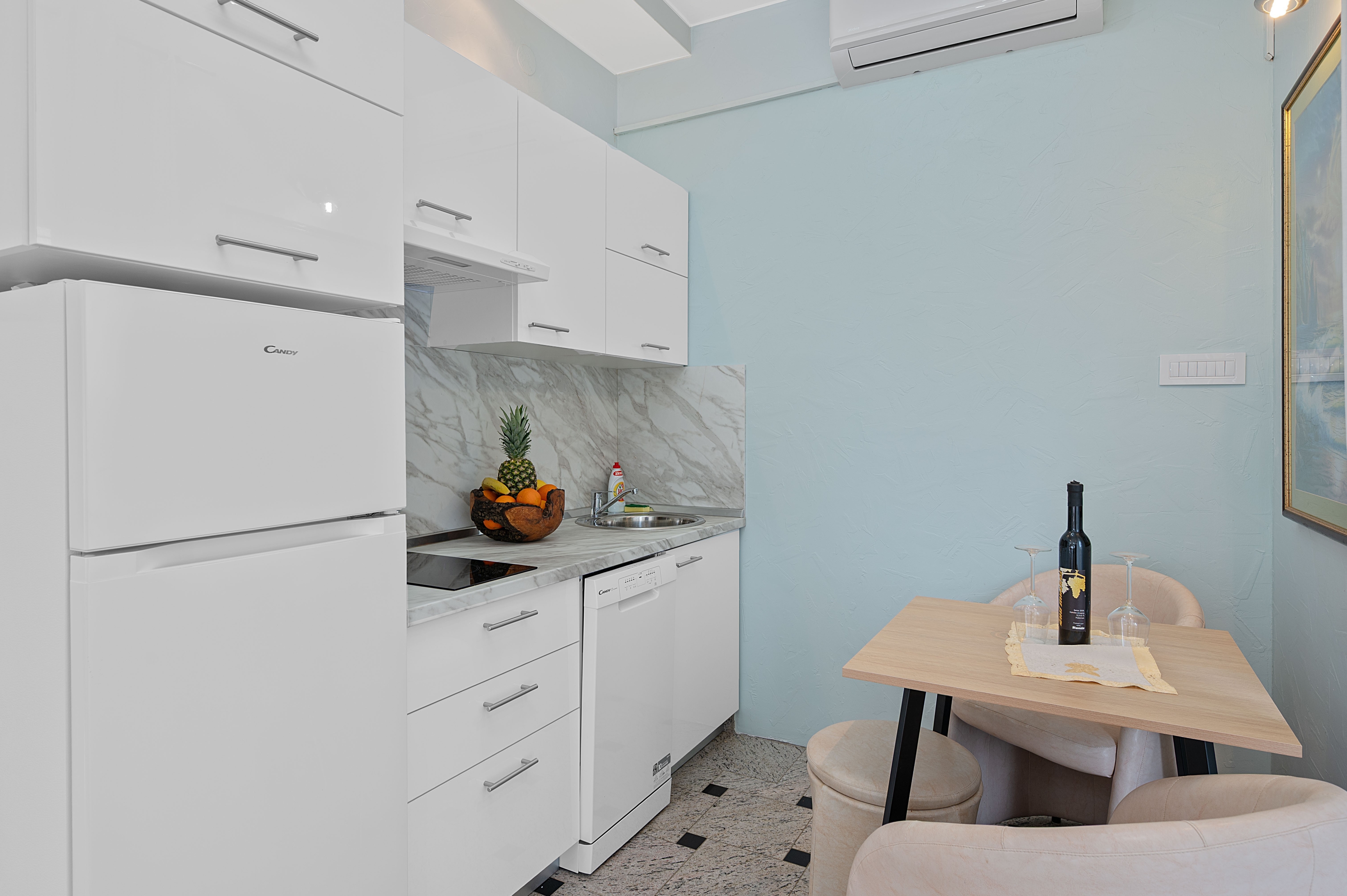 Studio flat near beach Kraj, Pašman (AS-3460-a) Studio flat near beach Kraj, Pašman (AS-3460-a)