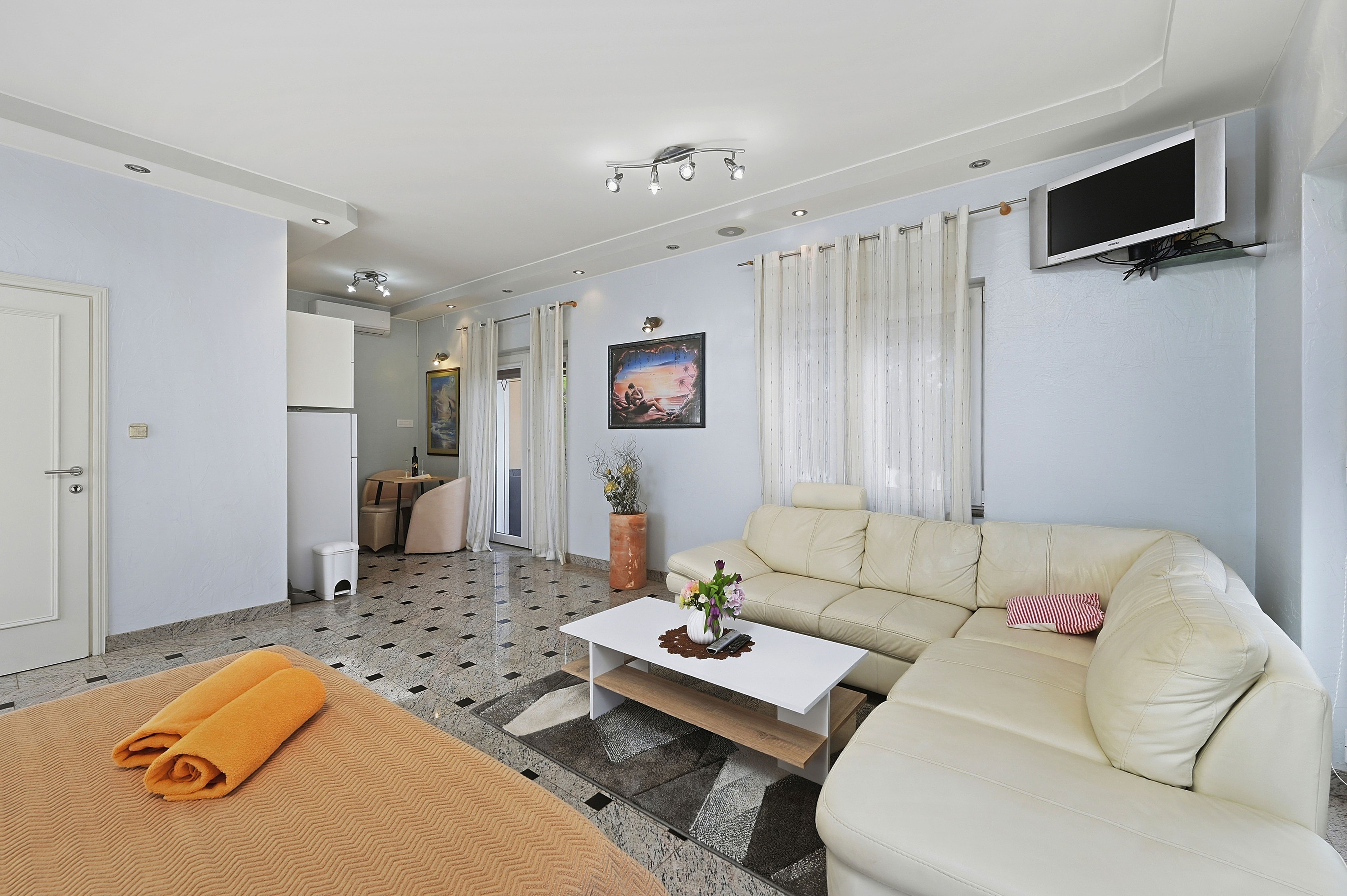 Studio flat near beach Kraj, Pašman (AS-3460-a) Studio flat near beach Kraj, Pašman (AS-3460-a)