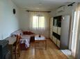 Obývací pokoj Sušica, Obývací pokoj v ubytování typu apartment, s klimatizací, domácí mazlíčci povoleni a WiFi.