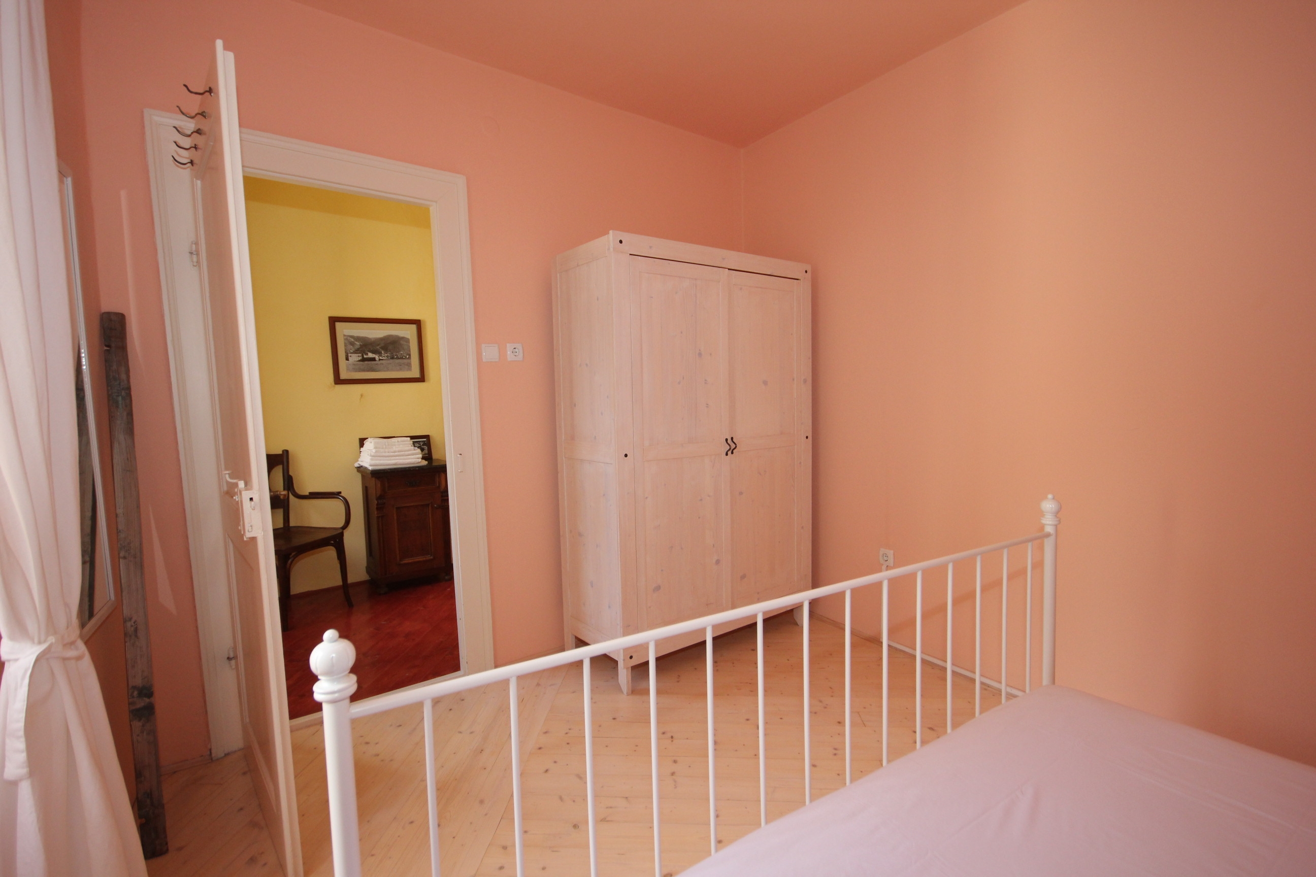 Four bedroom house near beach Komiža, Vis  K